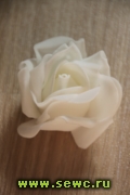 Роза декоративнаят (10 штук./комплект), диаметр 6 см., белая.